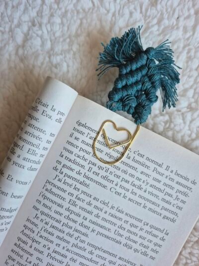 Marque-pages en macramé trio