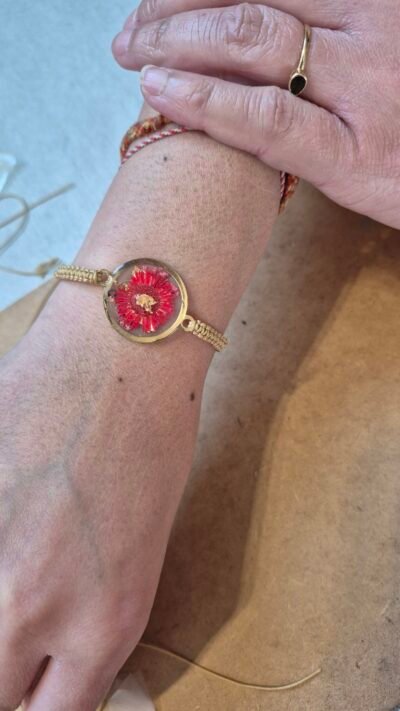 Atelier | Crée ton bracelet en résine & fleurs séchées