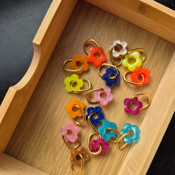 Boucles d’oreilles fleurs en résine